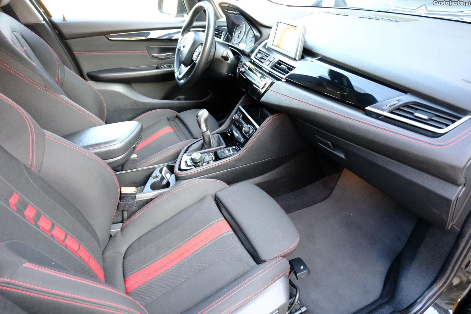 BMW 216 Gran Tourer d Line Sport — fotografia 14