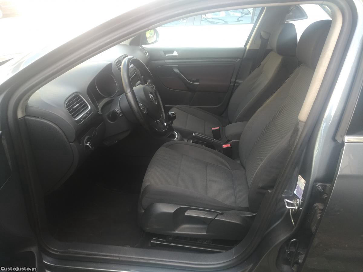 Volkswagen Golf Variant 1.6 TDI — fotografia 4