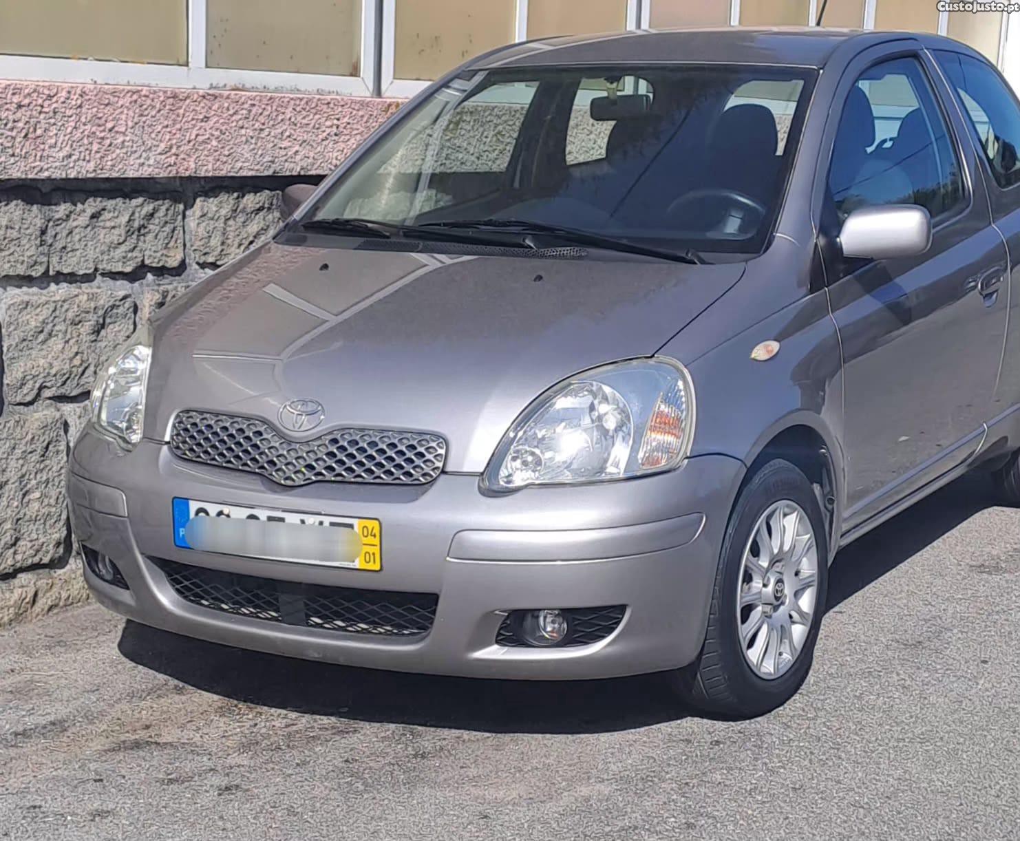 Toyota Yaris Citadino — photo 4