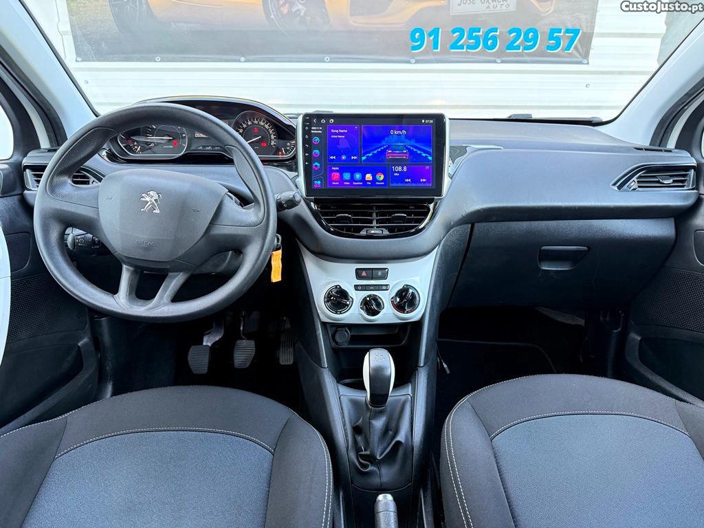 Peugeot 208 Like 1.2i 68cv 50.000km 02/2019 — fotografia 4