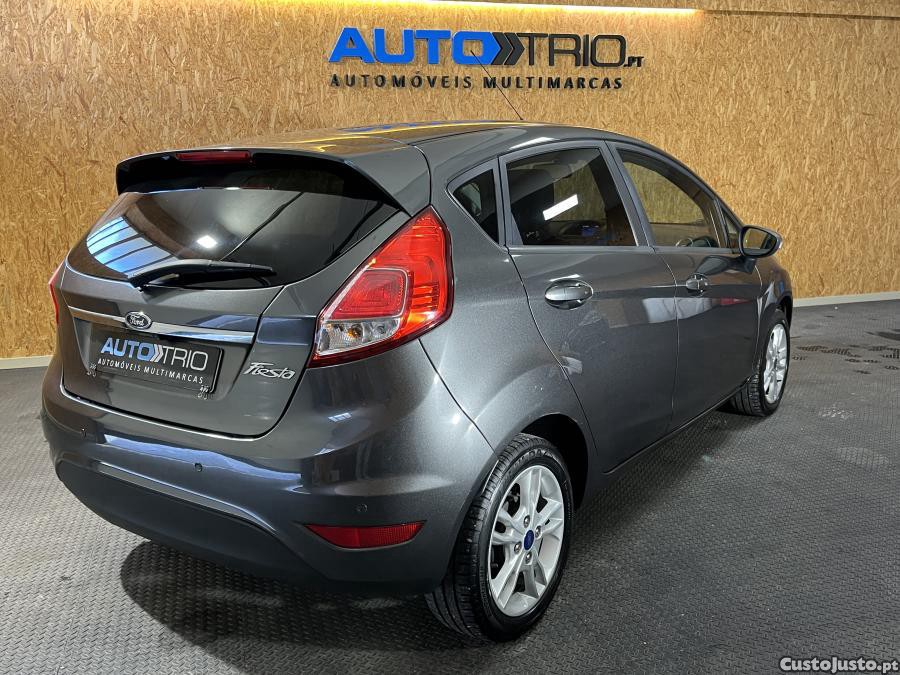 Ford Fiesta 1.0 Ti-VCT Trend — fotografia 17
