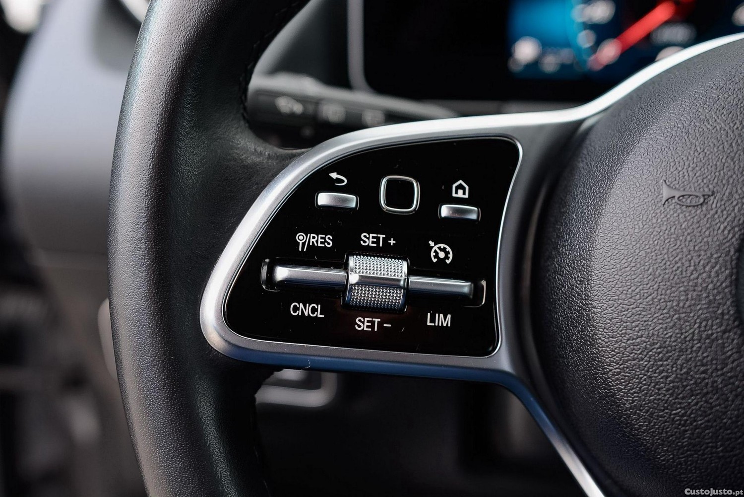 Mercedes-Benz B 180 d Style Plus Aut. — fotografia 7