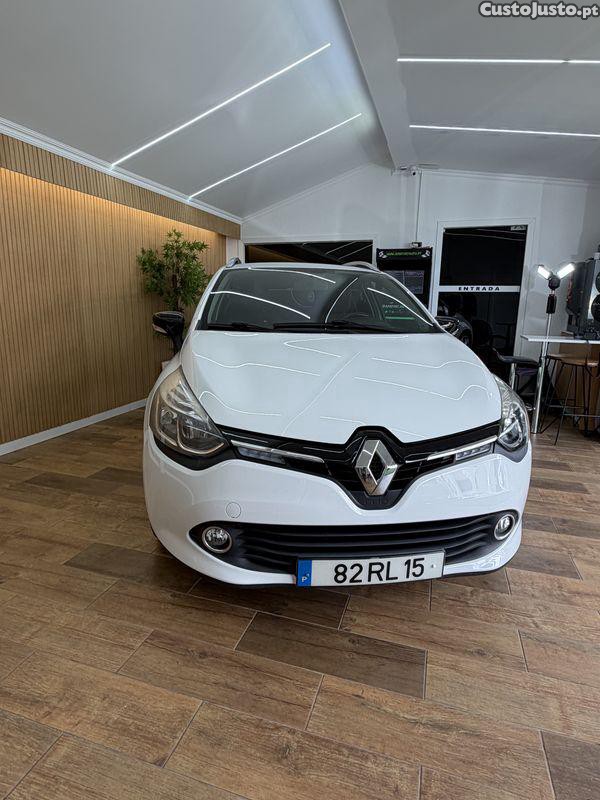 Renault Clio 0.9 TCe Limited — fotografia 23