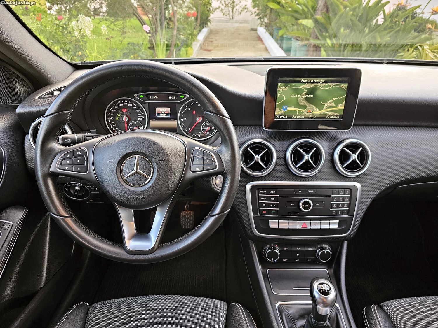 Mercedes-Benz A 180 d Style — fotografia 8