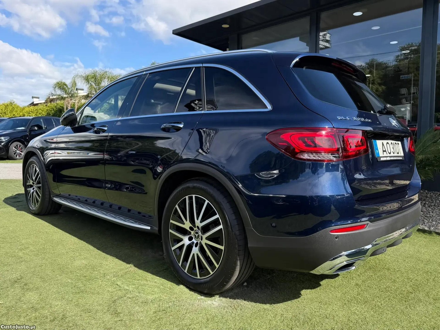 Mercedes-Benz GLC 300 de 4Matic — fotografia 16