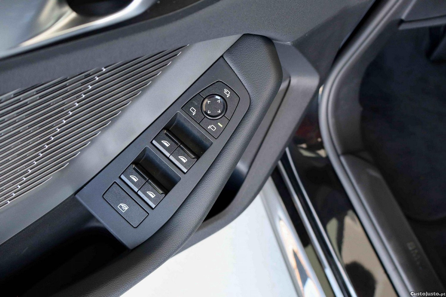 BMW 116 Pack Desportivo M — fotografia 19