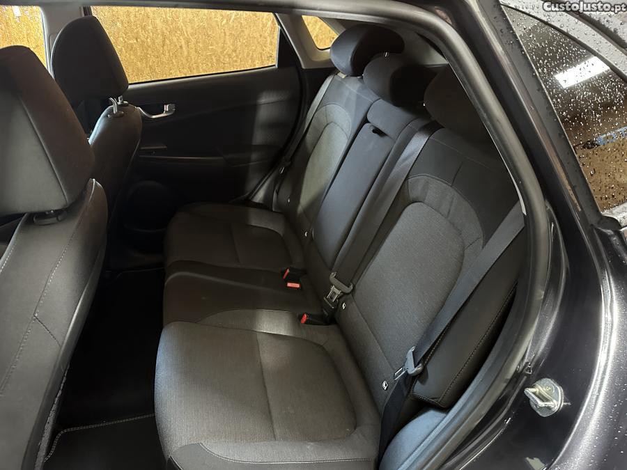 Hyundai Kauai 64 kWh Premium — fotografia 7