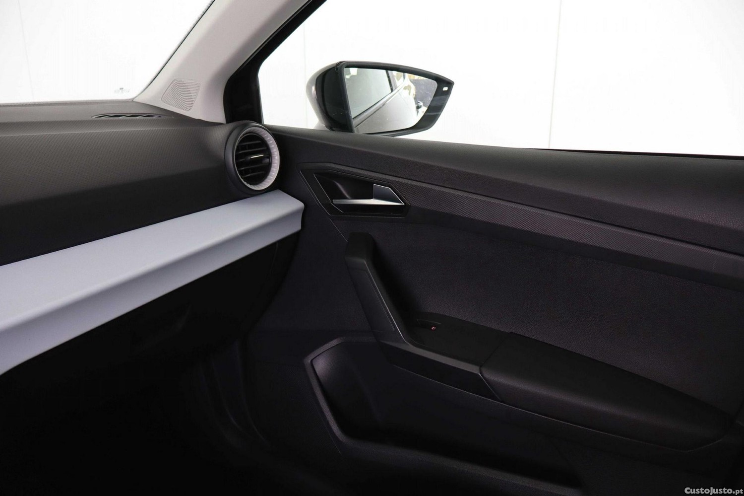 SEAT Ibiza 1.0 TSI Style DSG — fotografia 12