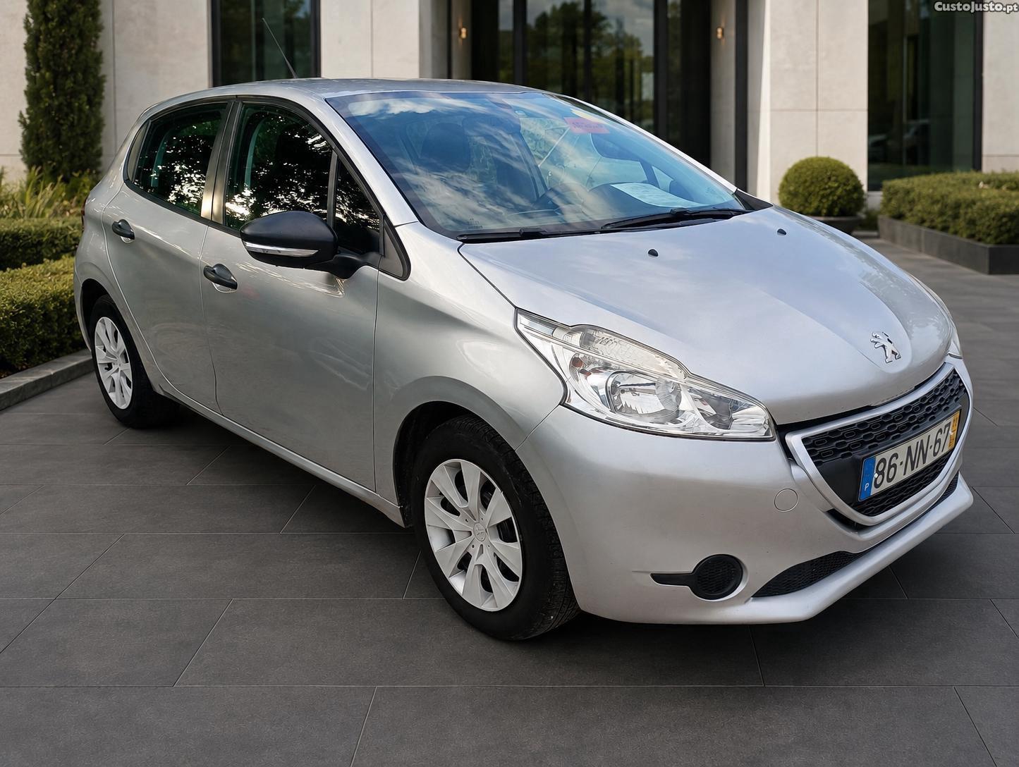 Peugeot 208 1.2 VTi 82 CV NACIONAL — fotografia 10