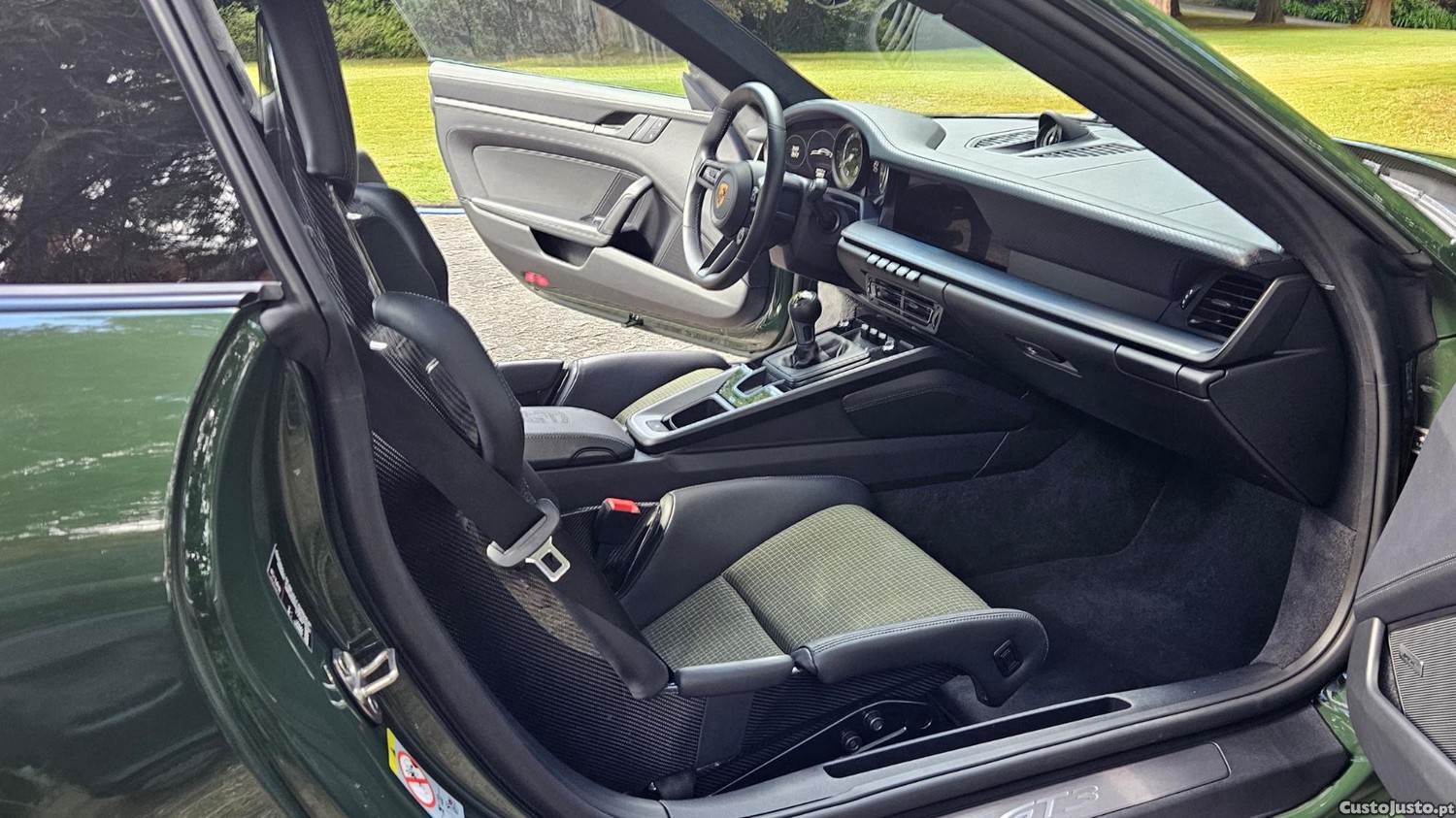 Porsche 911 992.1 GT3 Touring — fotografia 8