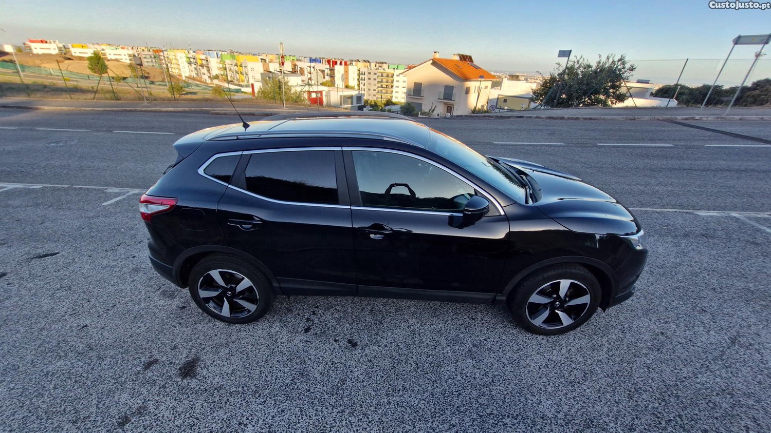Nissan Qashqai N-Connecta 18 — fotografia 6