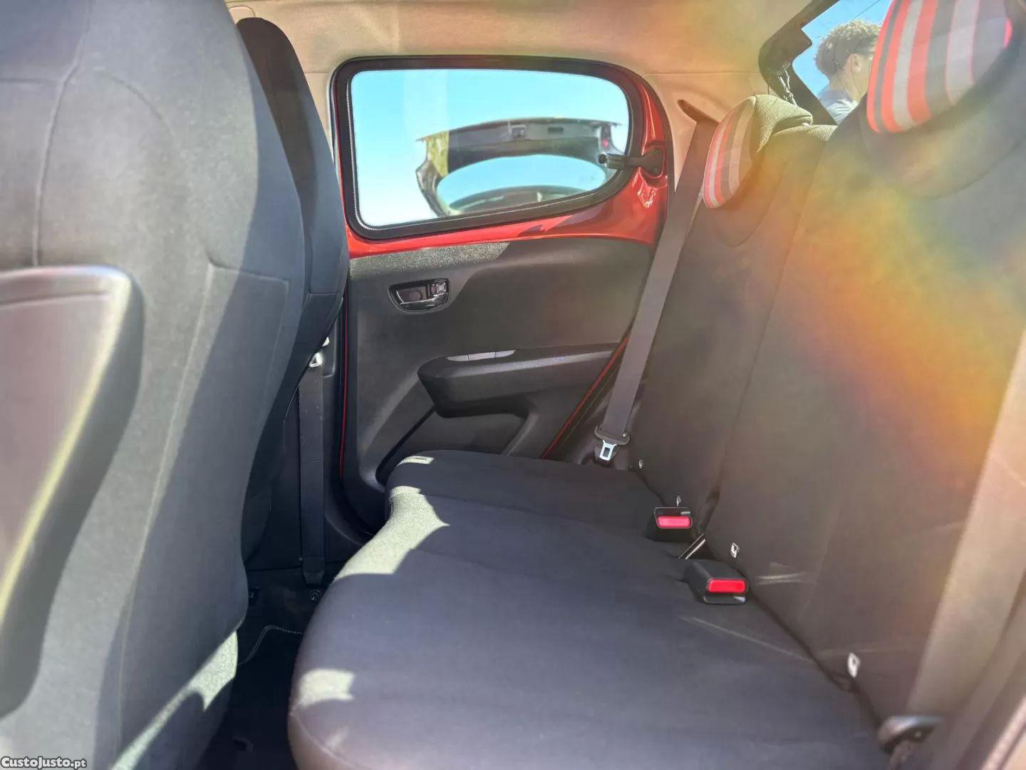 Peugeot 108 1.0 vti allure — fotografia 3