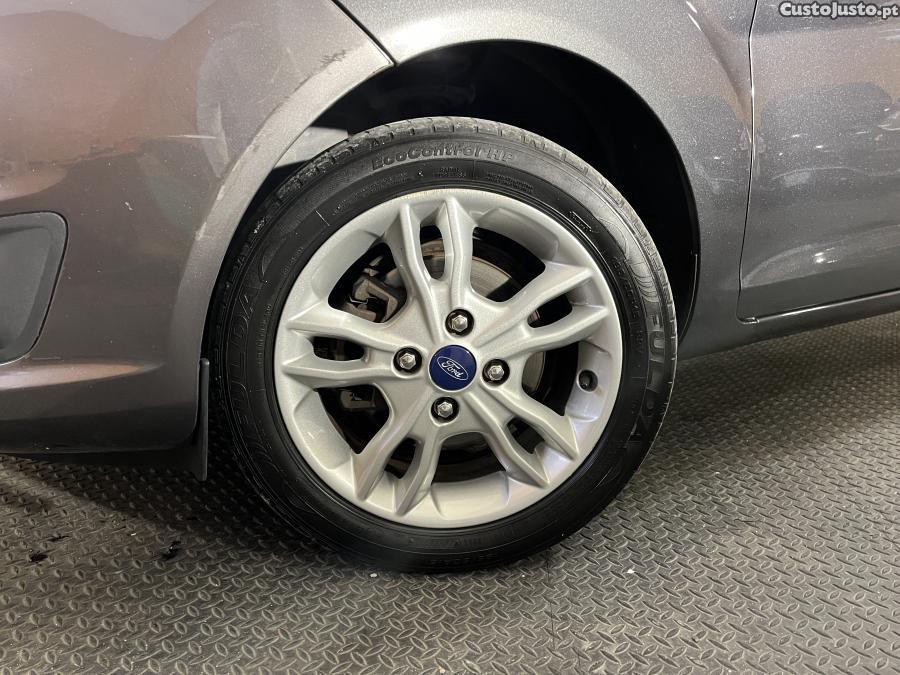 Ford Fiesta 1.0 Ti-VCT Trend — fotografia 13