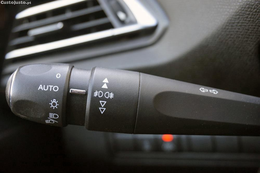 Peugeot 308 1.2 PureTech GT Line — fotografia 12