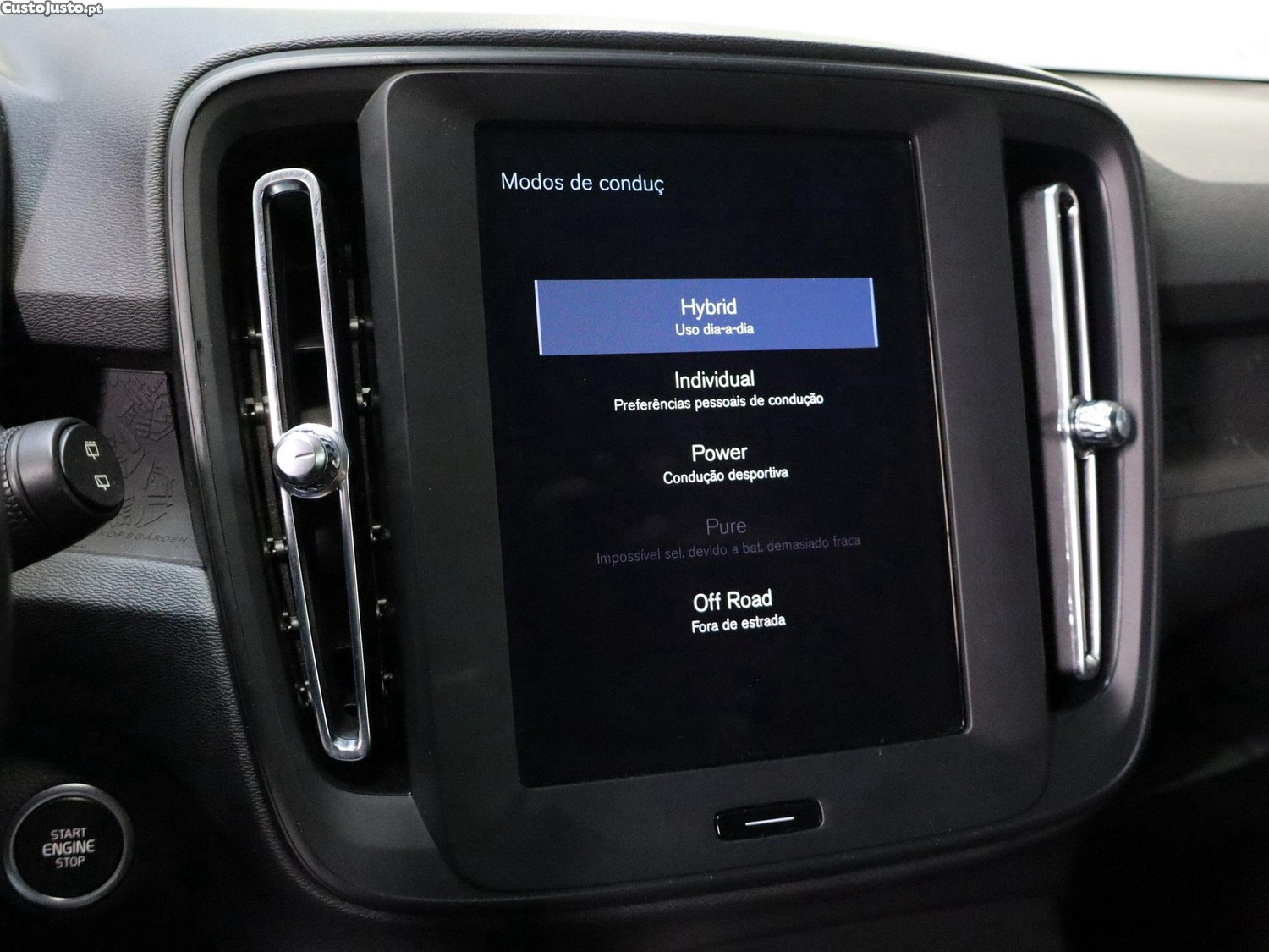 Volvo XC 40 1.5 T4 PHEV Essential — fotografia 8