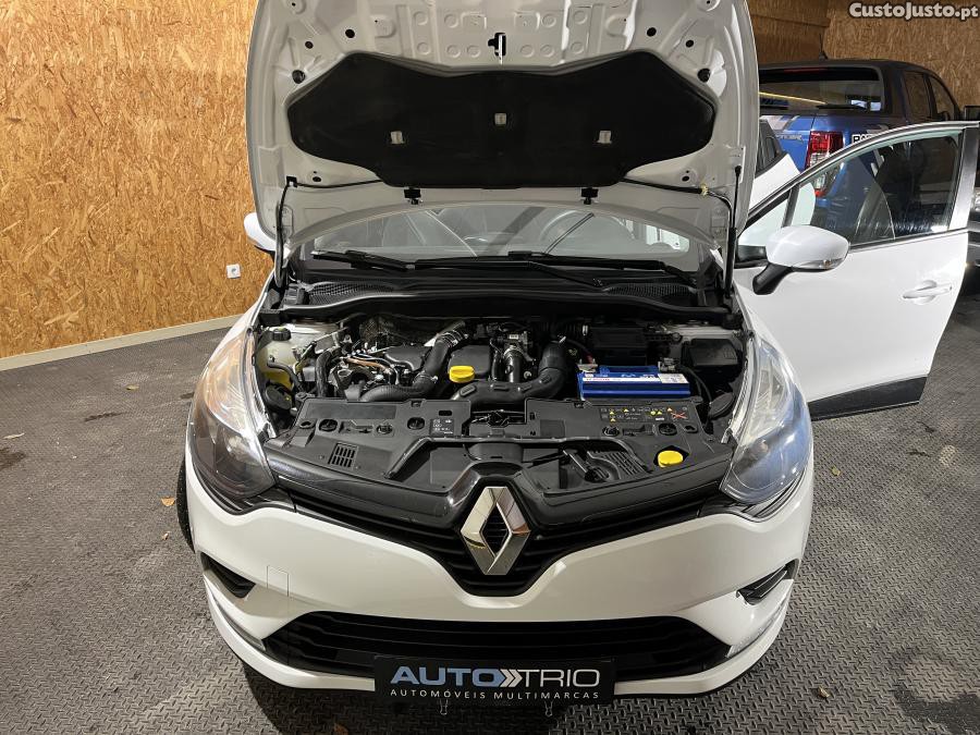 Renault Clio 1.5 dCi Business — fotografia 5