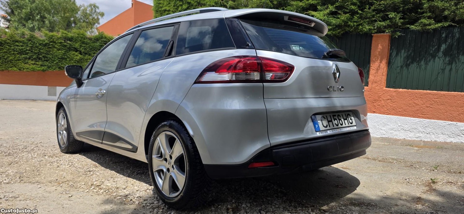 Renault Clio 1.5 dCi Dynamique S — fotografia 10