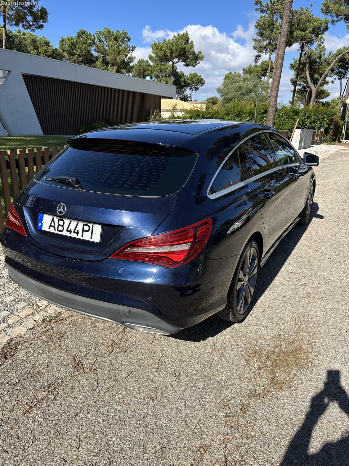 Mercedes-Benz CLA 180 Shooting Break — fotografia 4