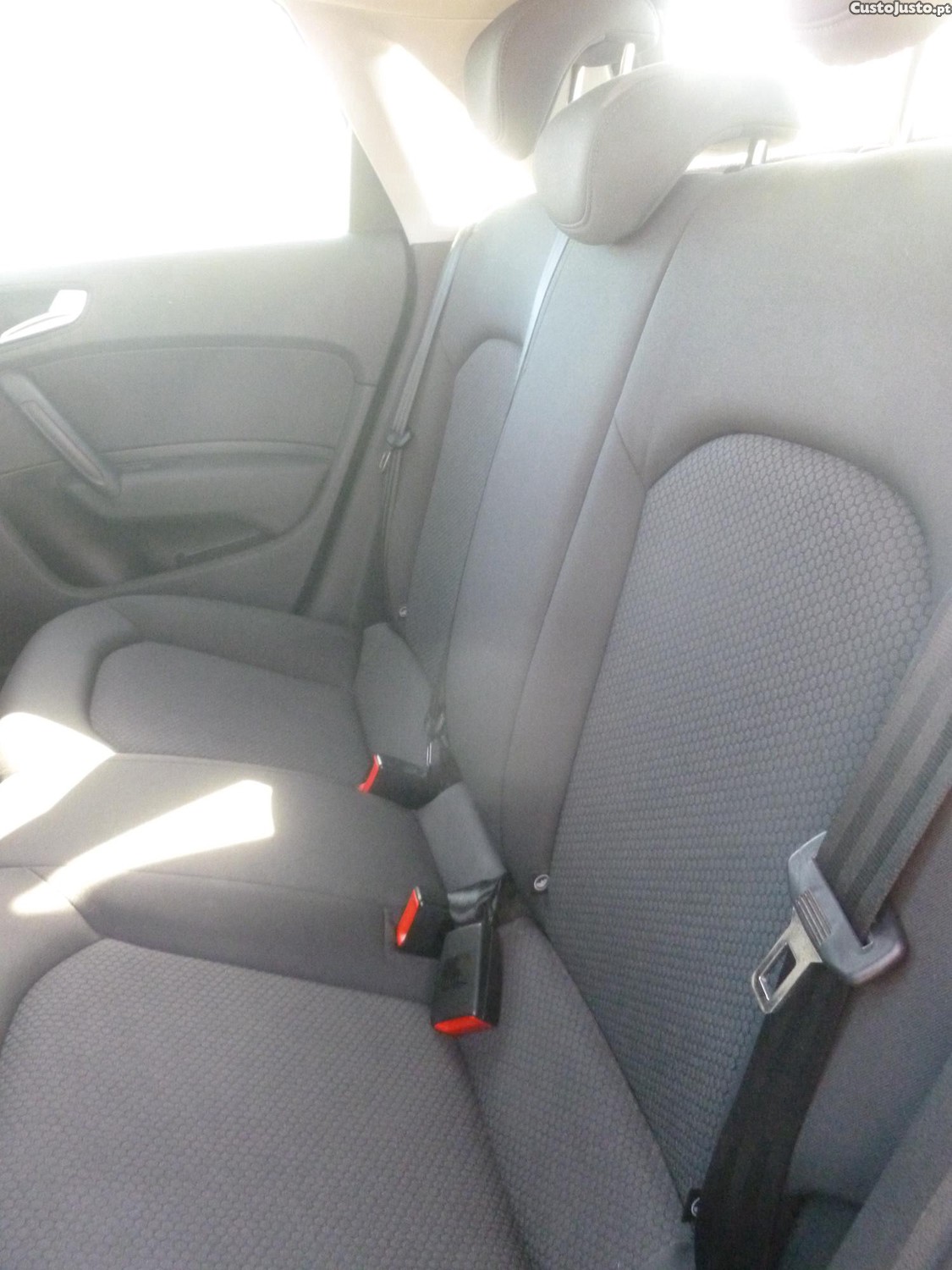 Audi A1 SPB 1.0 TSFI — fotografia 2