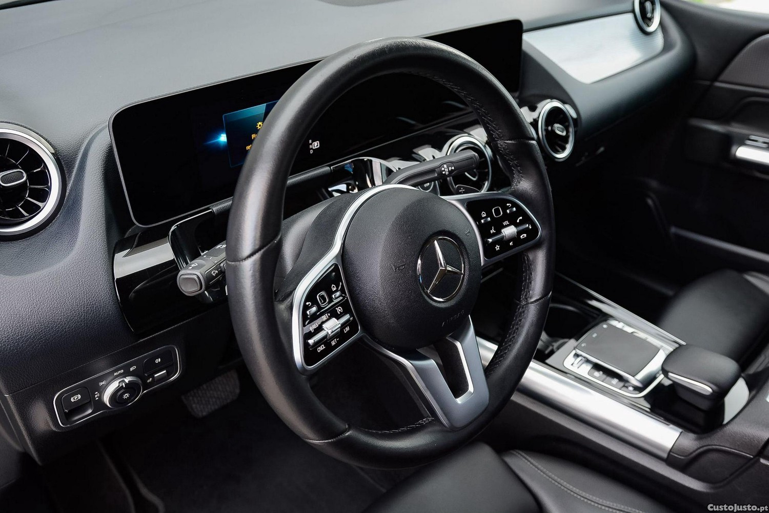 Mercedes-Benz B 180 d Style Plus Aut. — fotografia 15