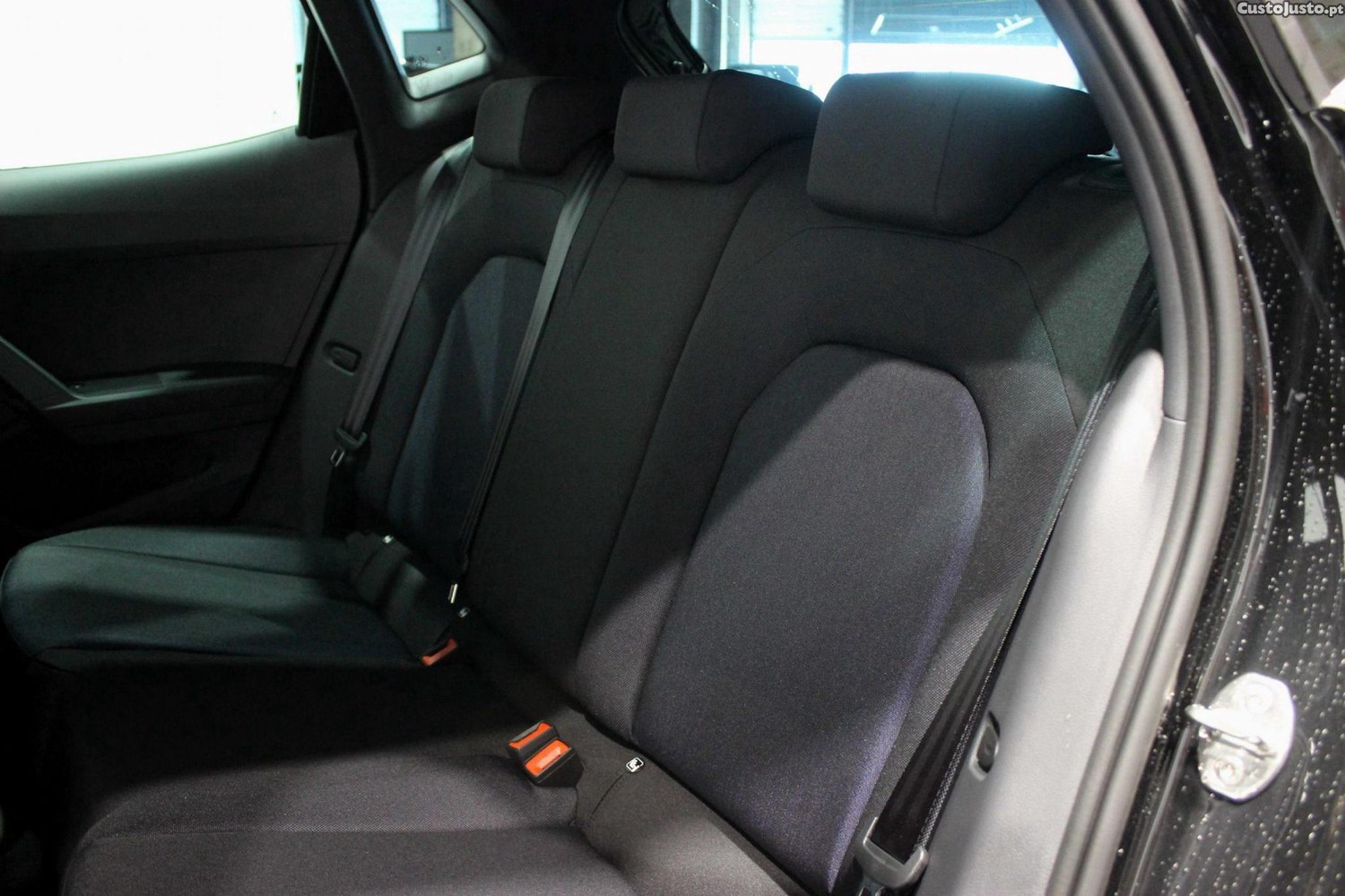 SEAT Ibiza 1.0 TSI FR — fotografia 10