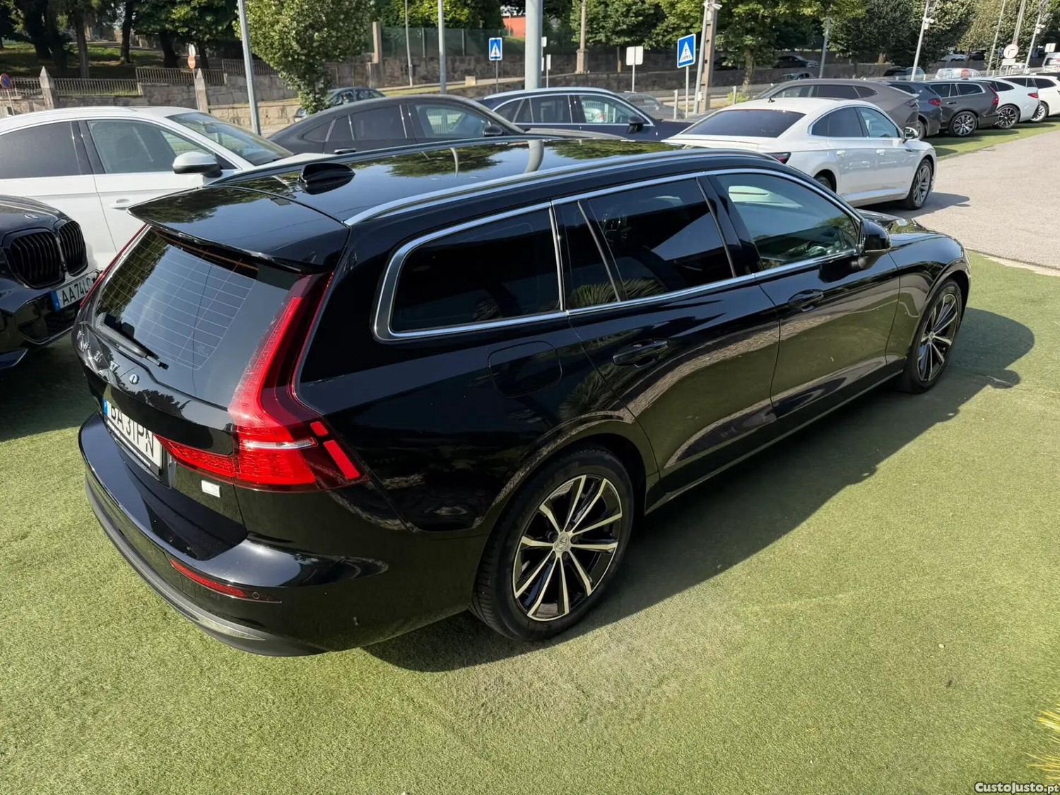 Volvo V60 2.0 T6 AWD TE Essential — fotografia 21