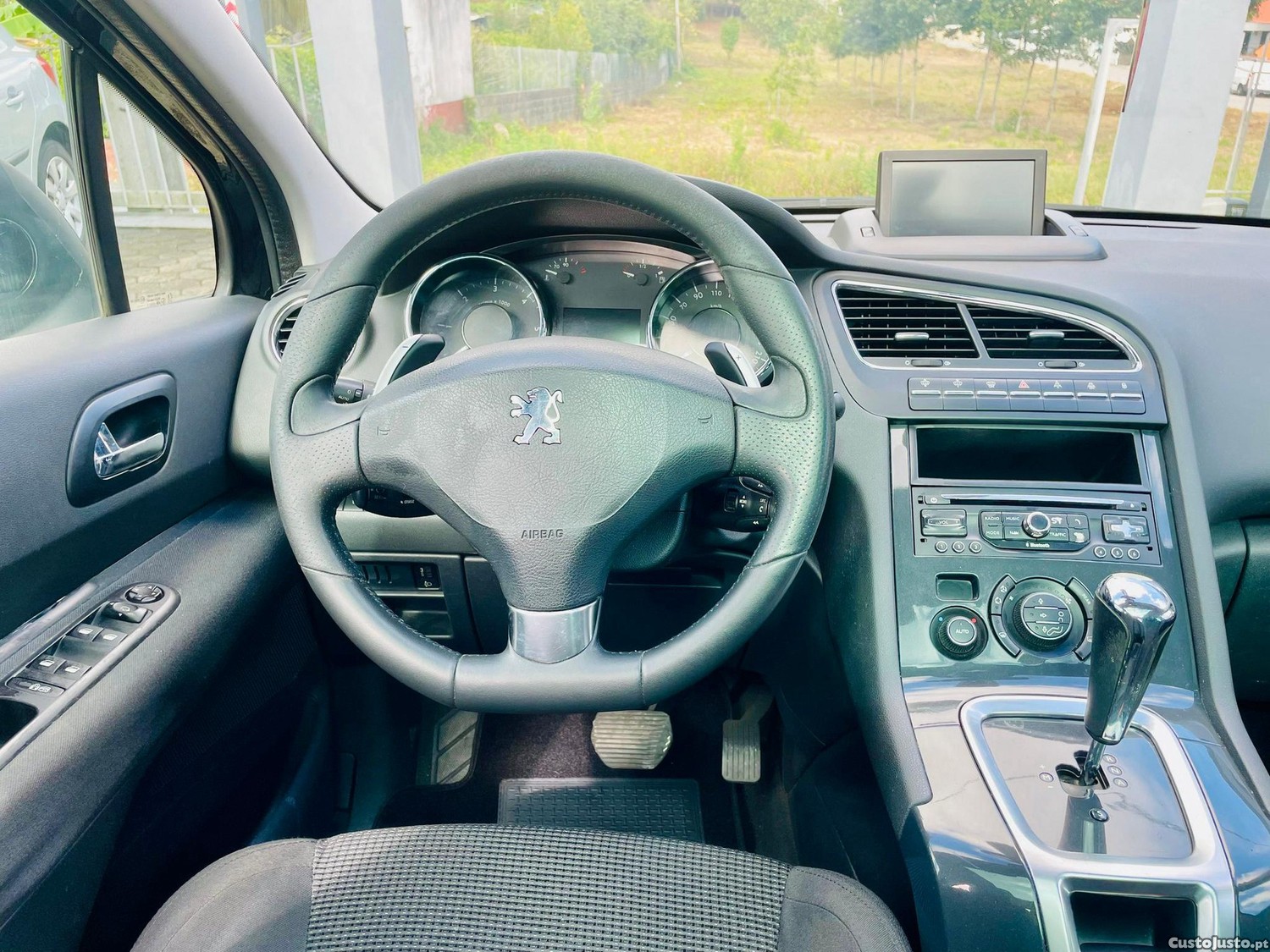 Peugeot 5008 1.6 e-HDi 7L Allure 2-Tronic — fotografia 6