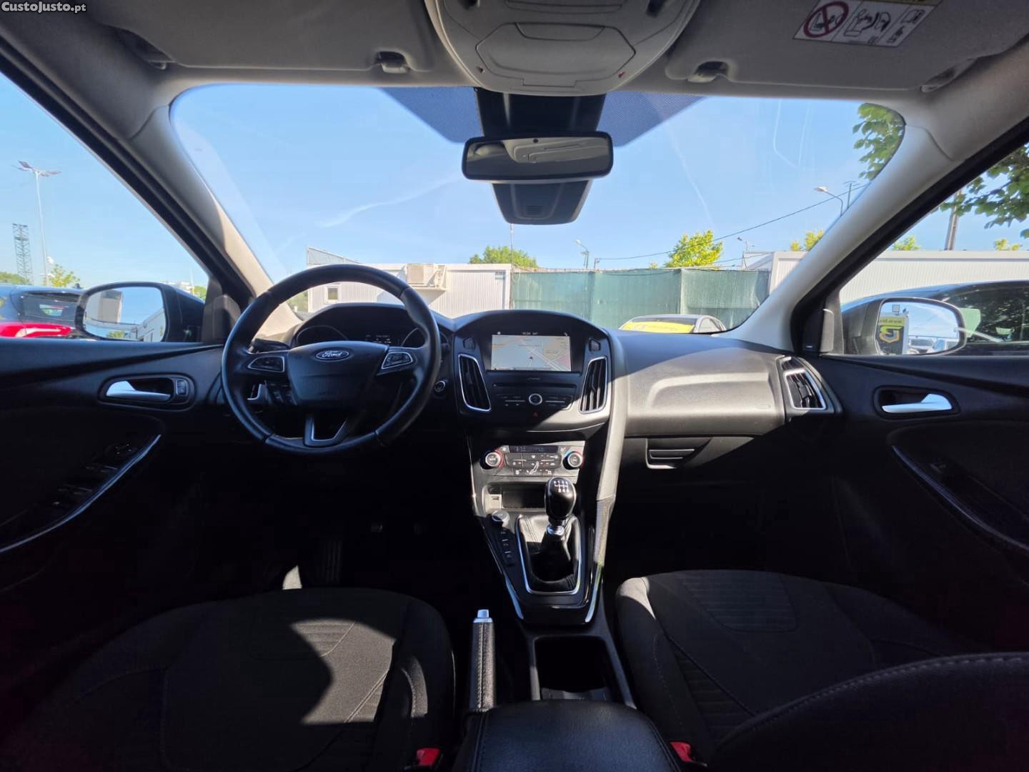 Ford Focus 1.5 TDCi EcoBlue Active — fotografia 7