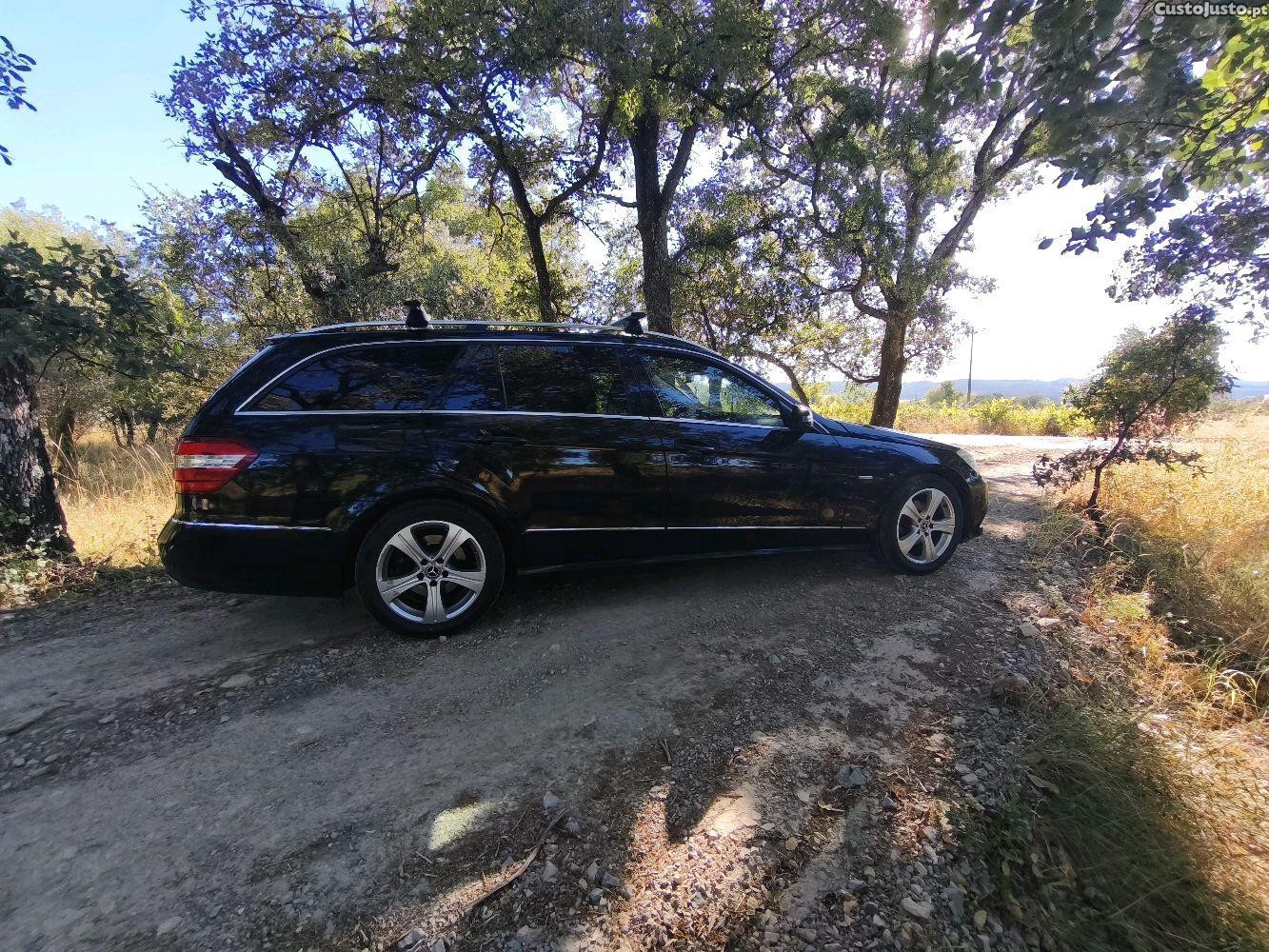 Mercedes-Benz E 200 Avangart Full Extras - 12 foto 3