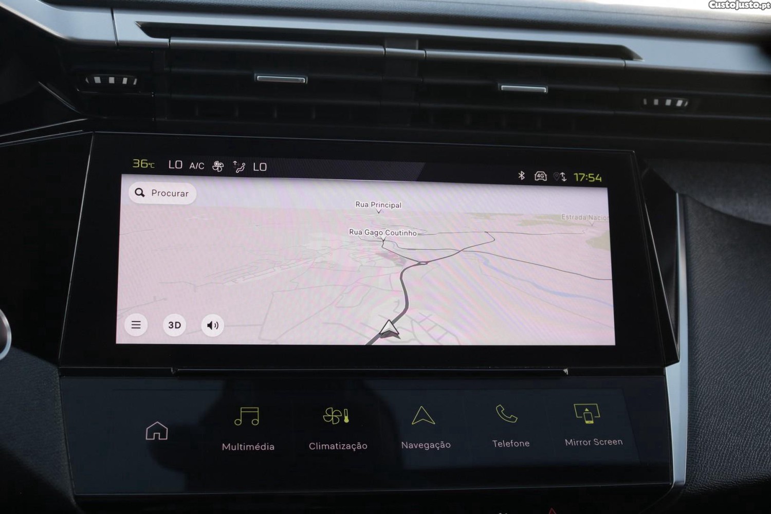 Peugeot 308 SW 1.6 Hybrid Allure Pack e-EAT8 180cv — fotografia 13