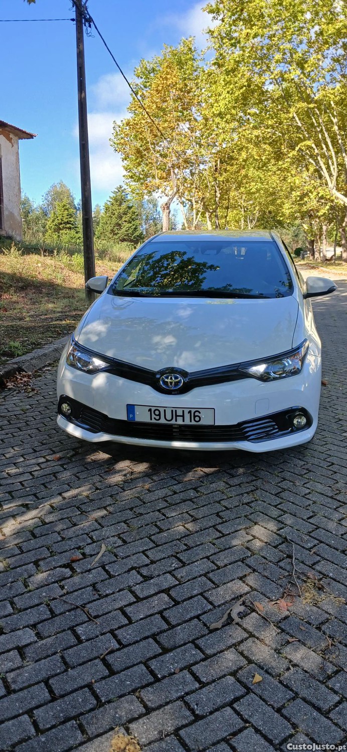 Toyota Auris gasolina hybrid — fotografia 7