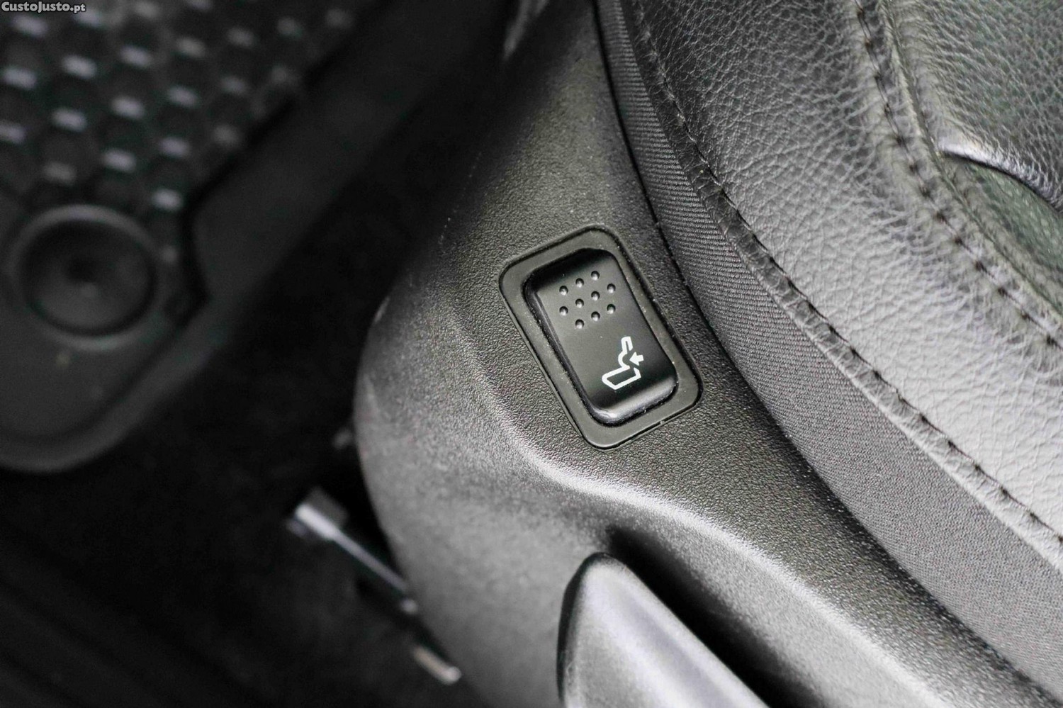 Jeep Compass 1.3 TG Trailhawk — fotografia 27
