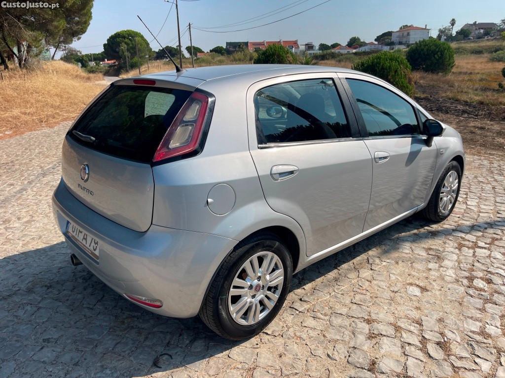 Fiat Punto 1.3 M-Jet Lounge — fotografia 10