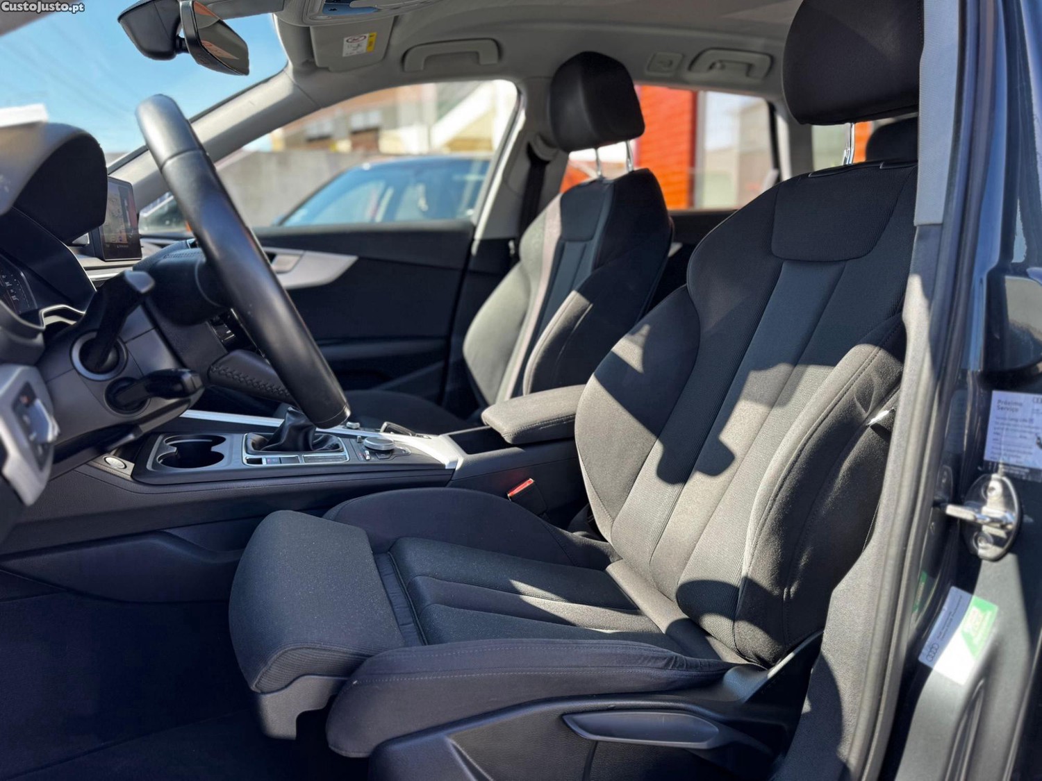 Audi A4 Avant 2.0 TDI S-line — fotografia 3