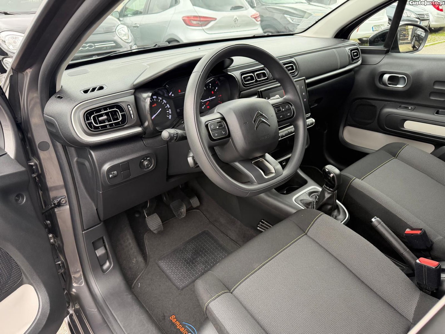 Citroën C3 1.2 PureTech C-Series — fotografia 17