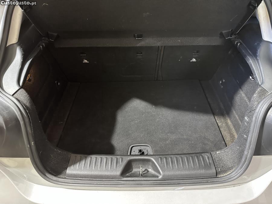 Mercedes-Benz A 160 d — fotografia 2
