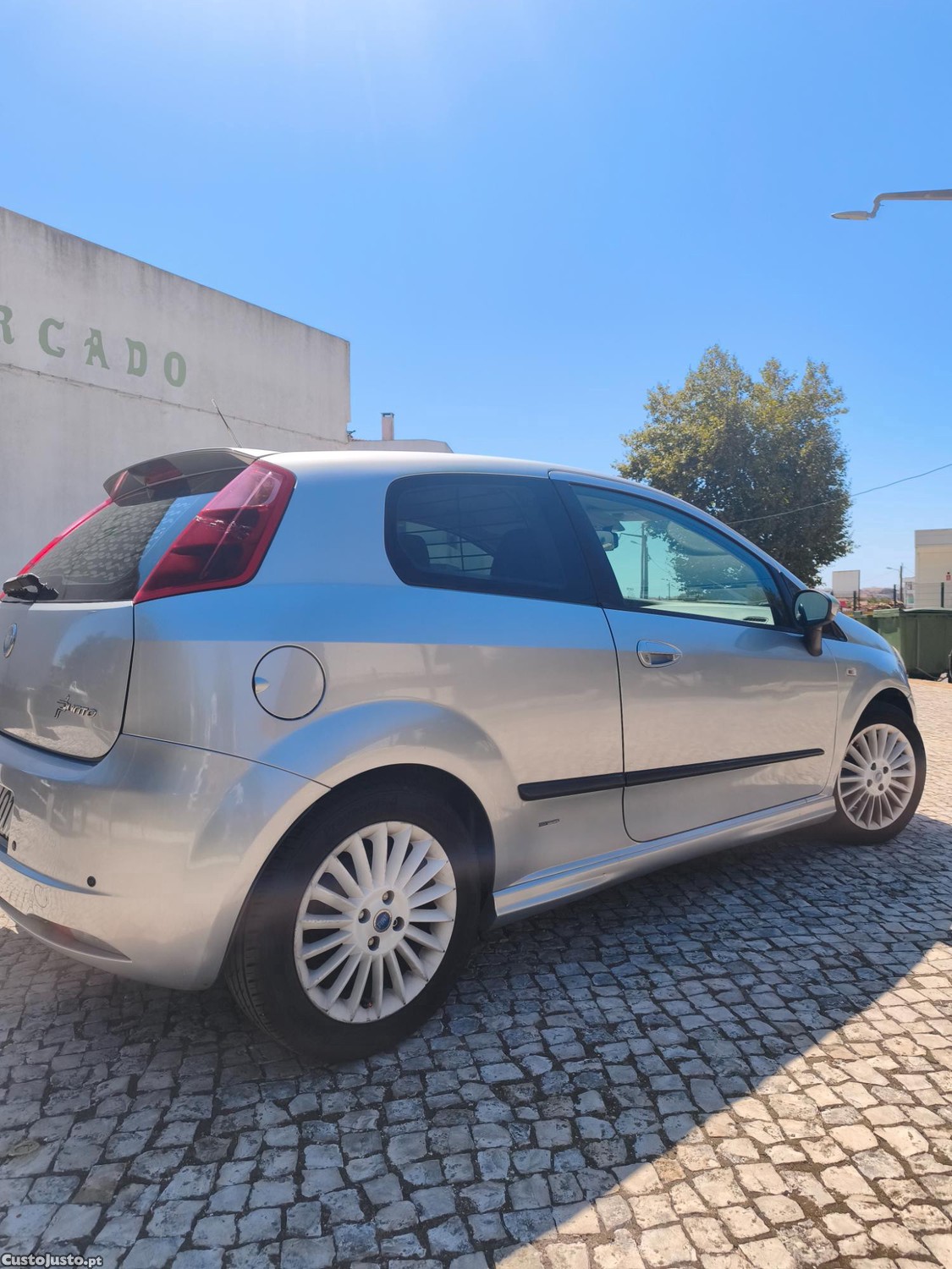 Fiat Grande Punto 1.3 JTD — fotografia 8