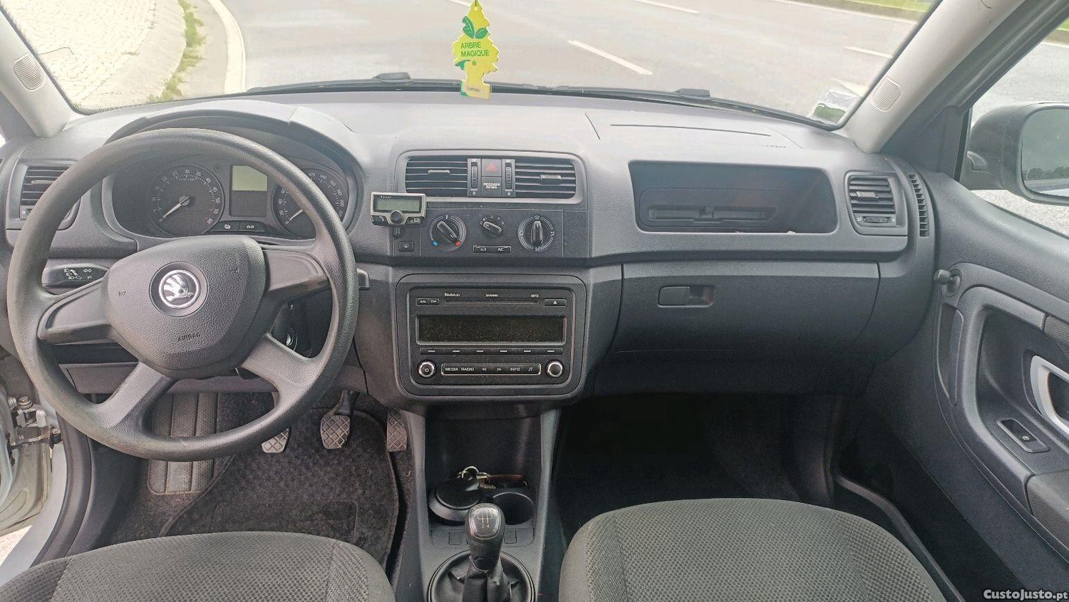 Skoda Fabia carrinha — fotografia 3
