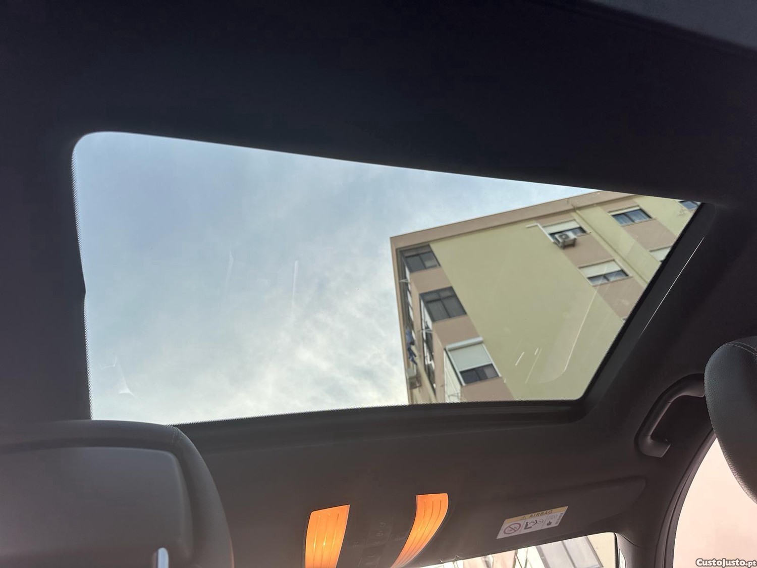 Mercedes-Benz E 250 Avantgard — fotografia 4