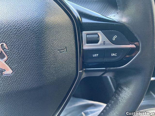 Peugeot 208 1.5 BlueHDi Active P — fotografia 11