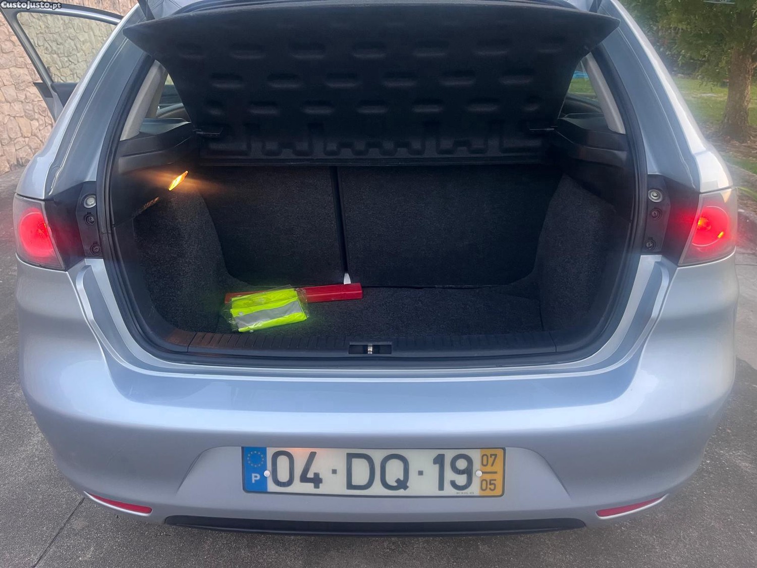 SEAT Ibiza 1.2 Gasolina — fotografia 2