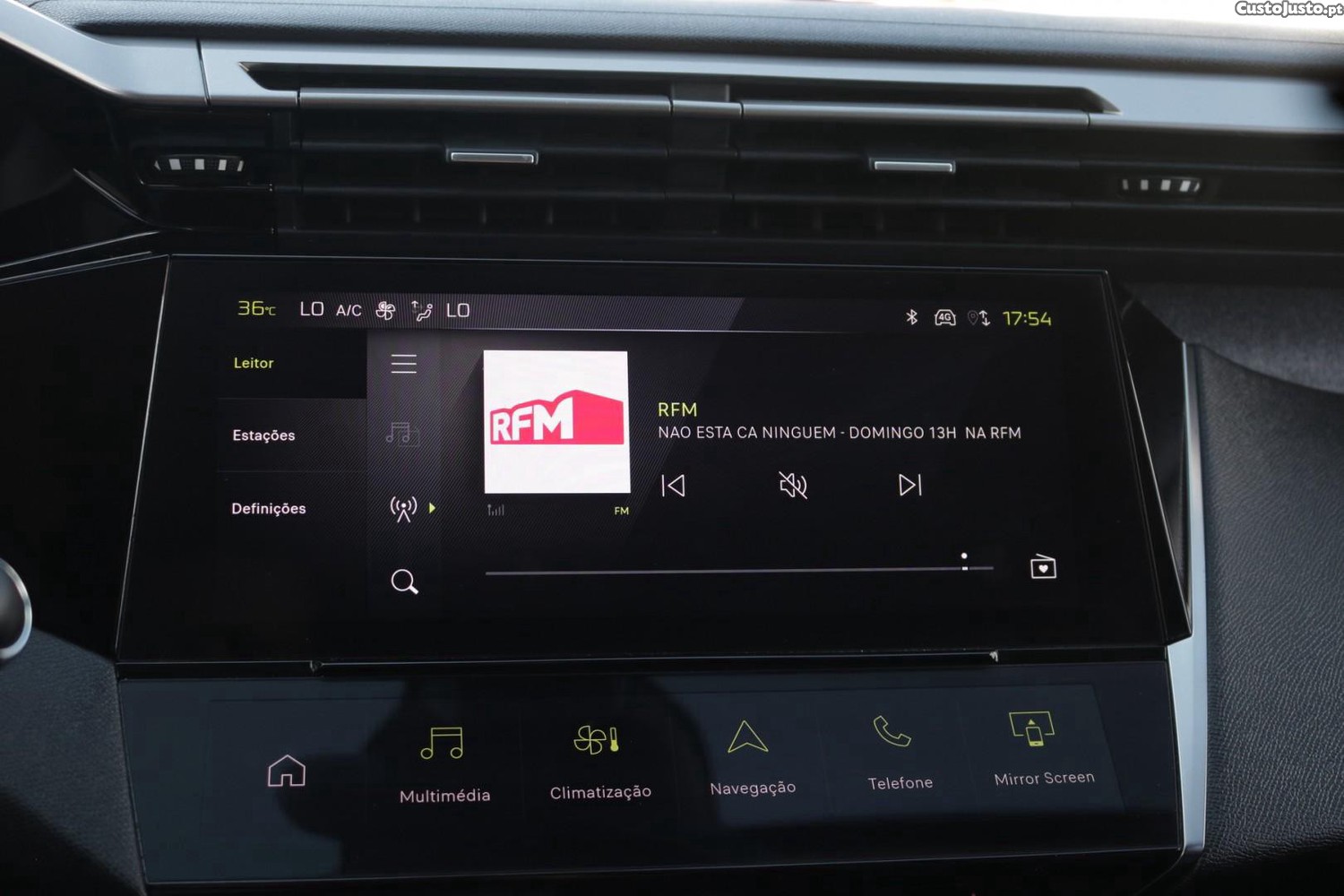 Peugeot 308 SW 1.6 Hybrid Allure Pack e-EAT8 180cv — fotografia 12