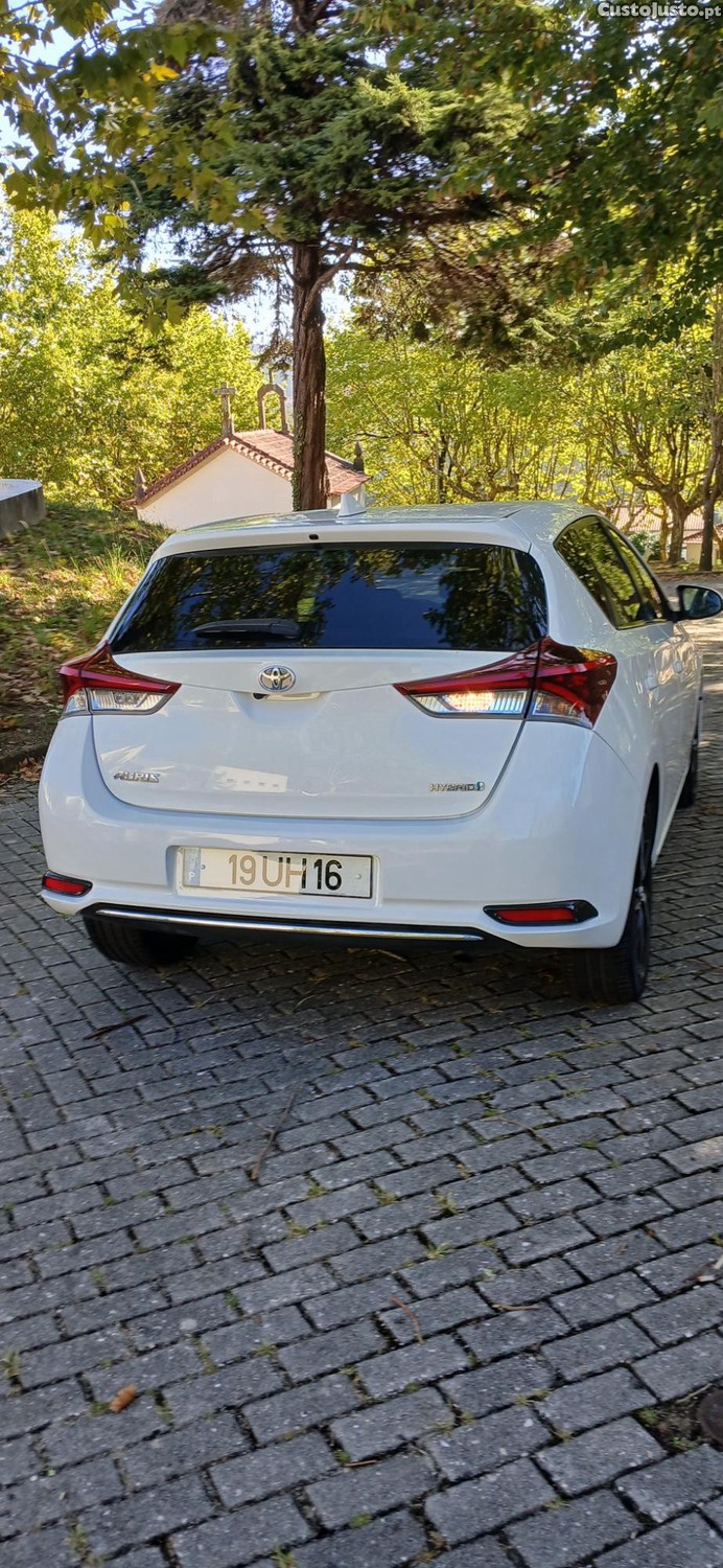 Toyota Auris gasolina hybrid — fotografia 6