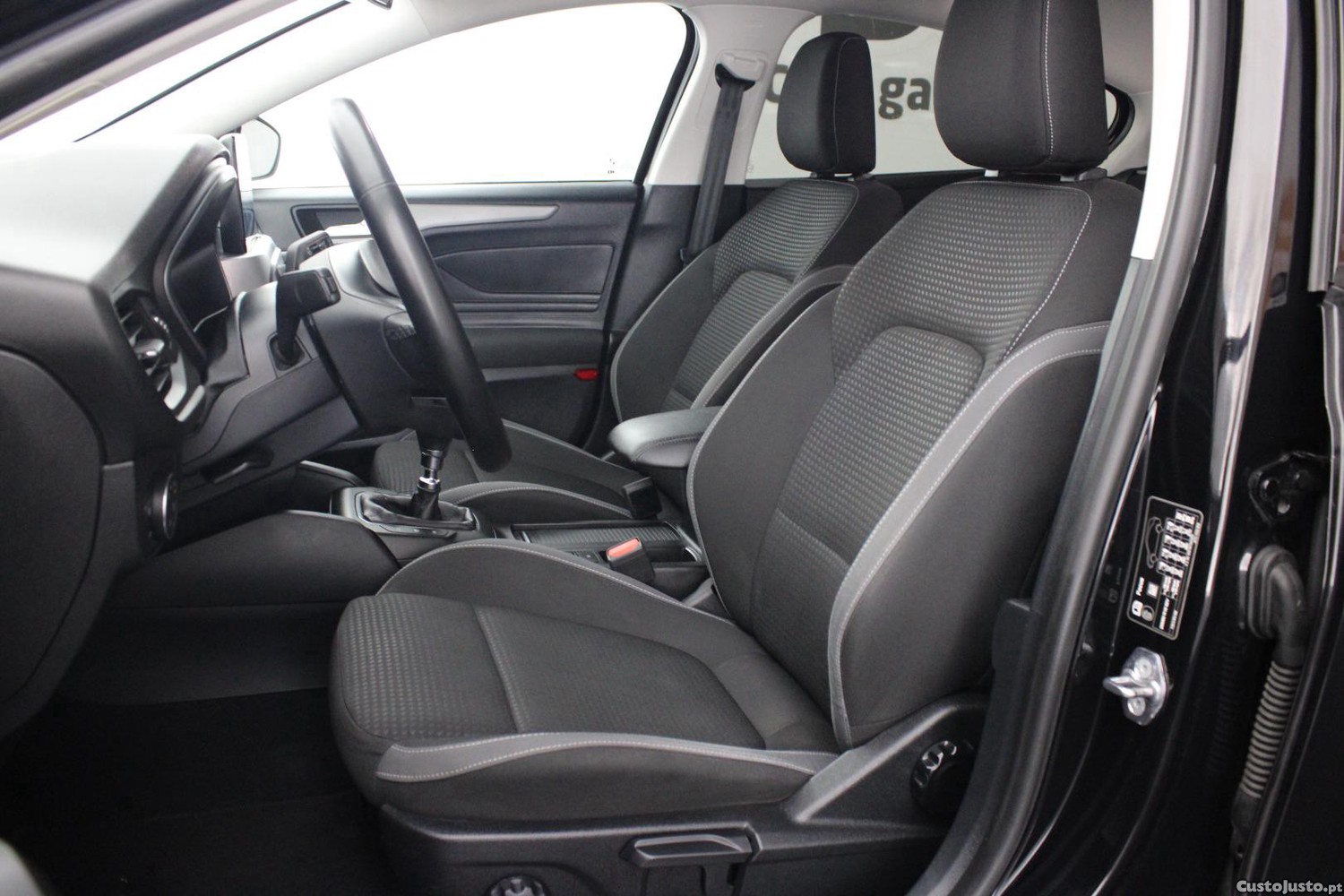 Ford Focus 1.0 ECOBOOST CONNECTED — fotografia 10
