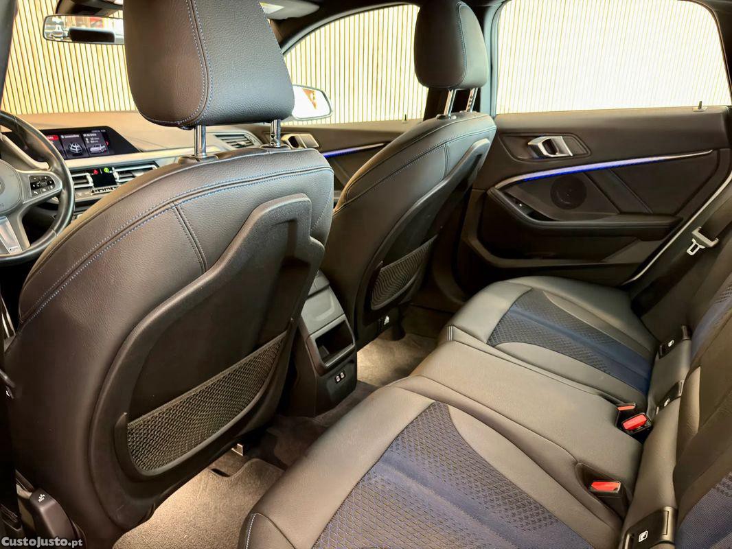 BMW 216 d Pack Desportivo M — fotografia 14