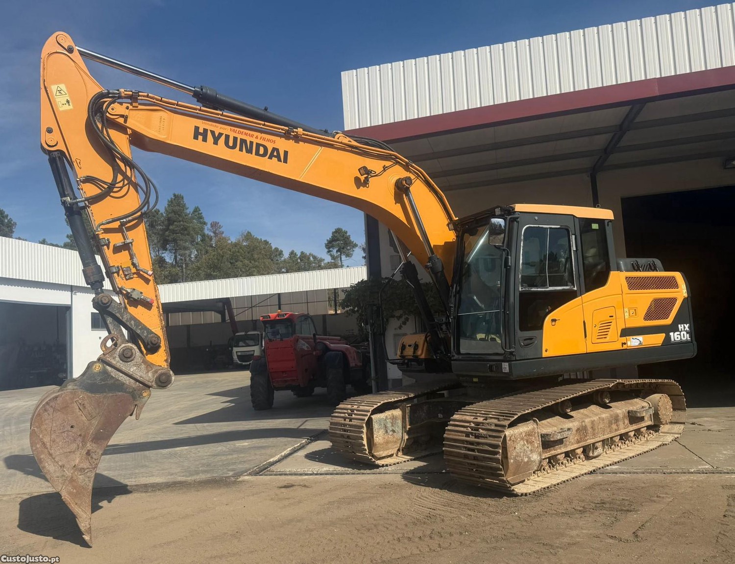 Escavadora Hyundai de 18,00 ton ano 2017