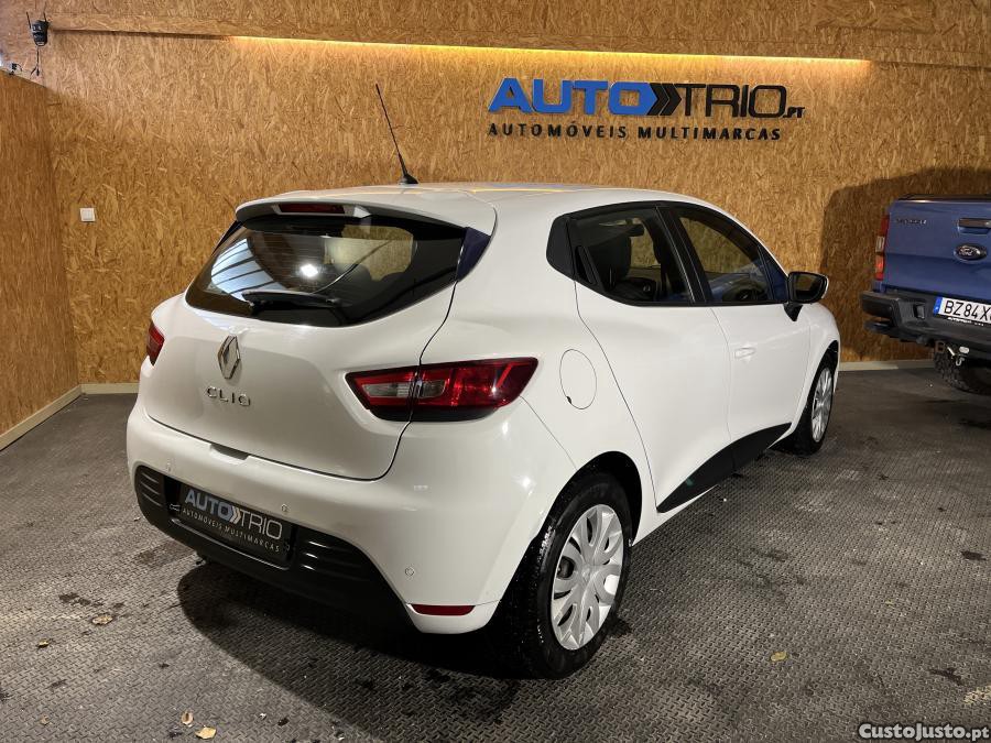 Renault Clio 1.5 dCi Business — fotografia 16