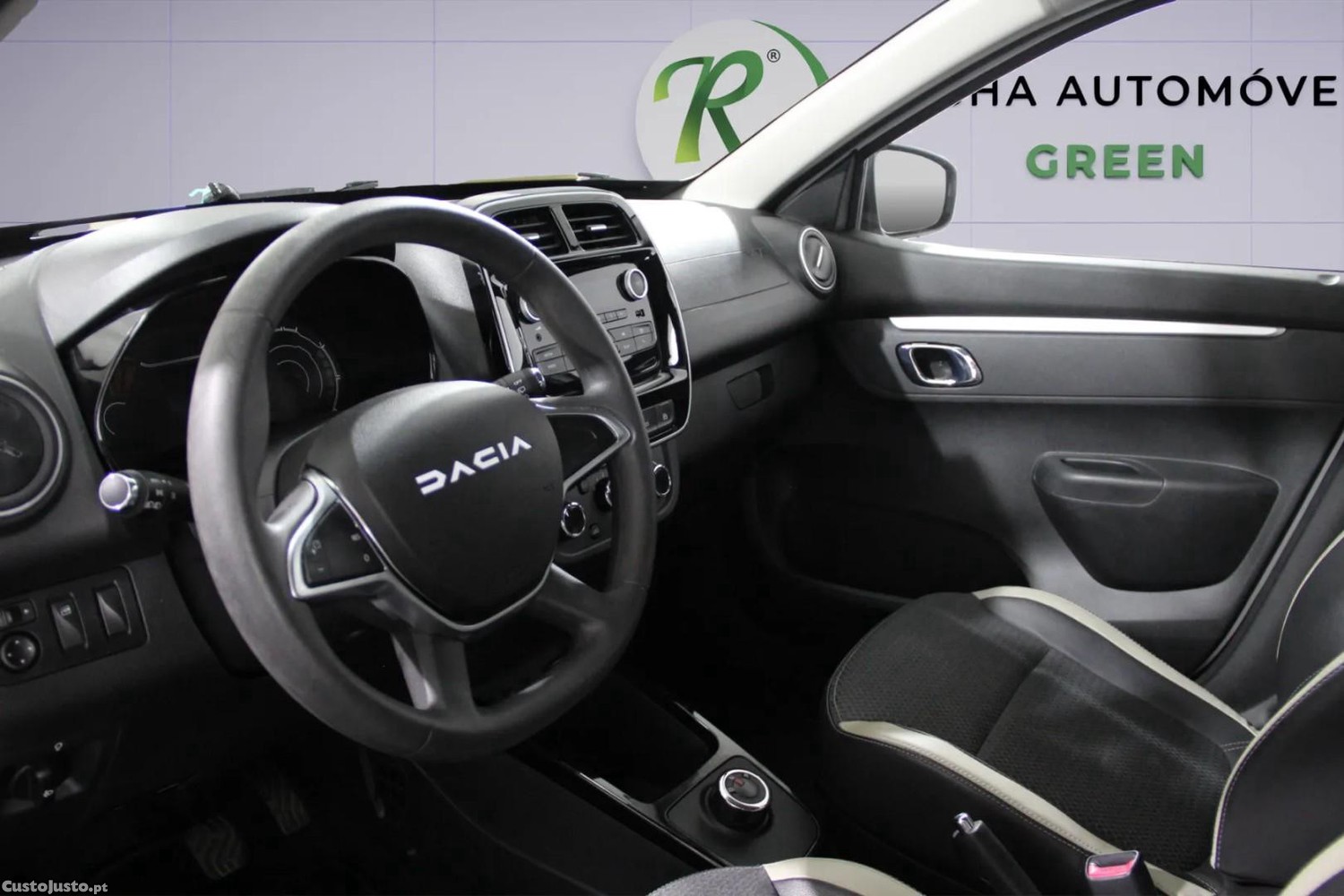 Dacia Spring Electric 45 Essential — fotografia 9