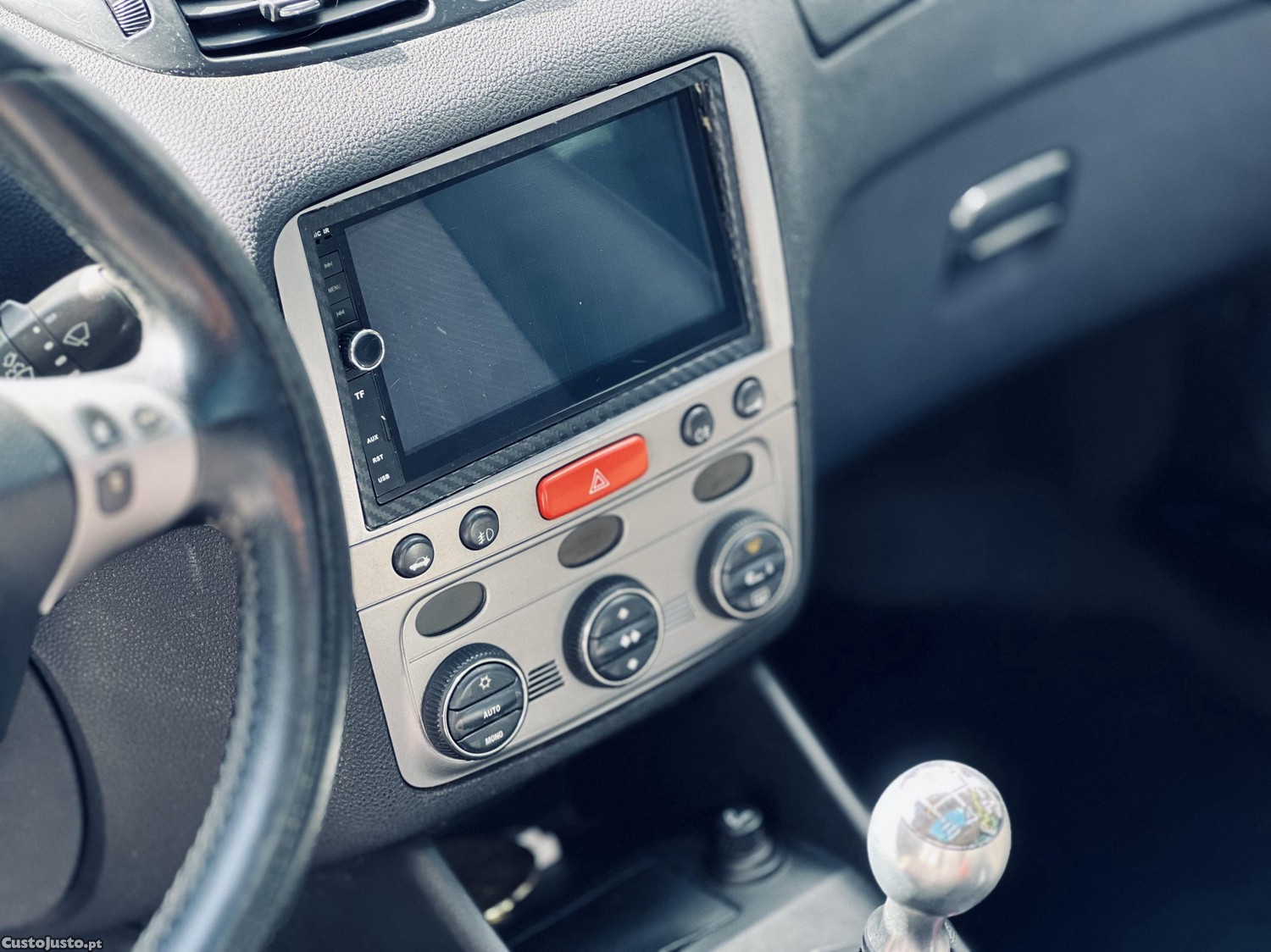Alfa Romeo 147 1.6 Twin Spark — fotografia 5