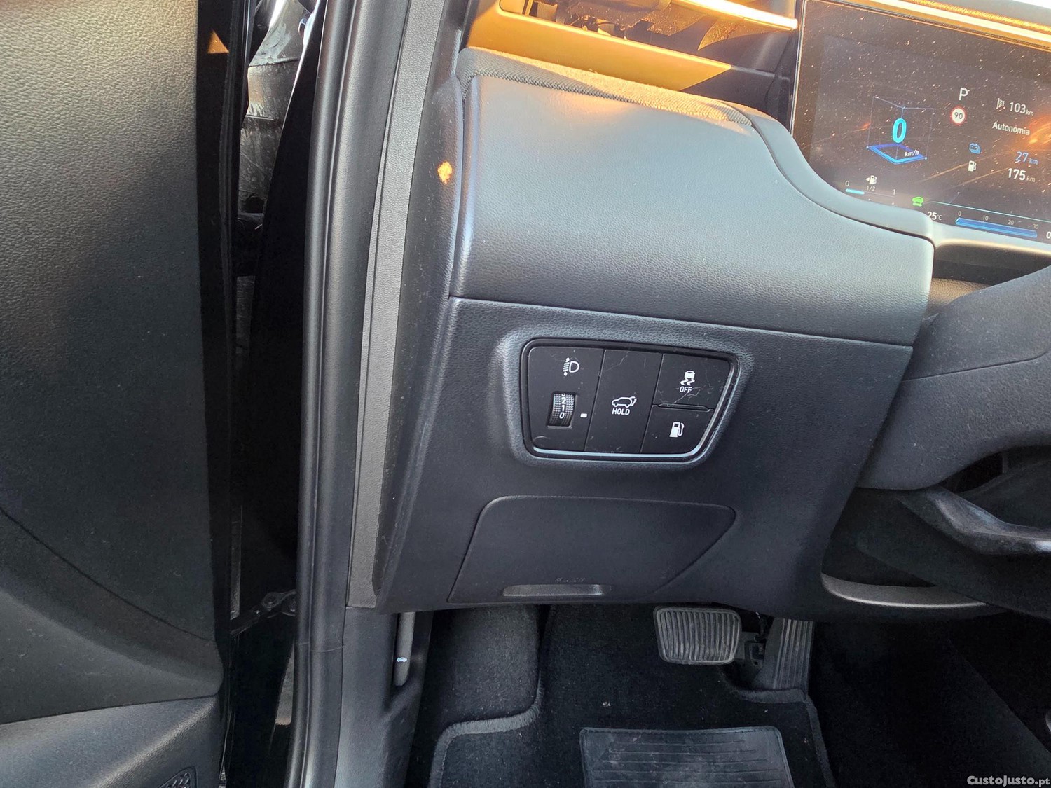 Hyundai Tucson PHEV Plug In Vanguard TA + Estacionamento Remoto + Plus — fotografia 4